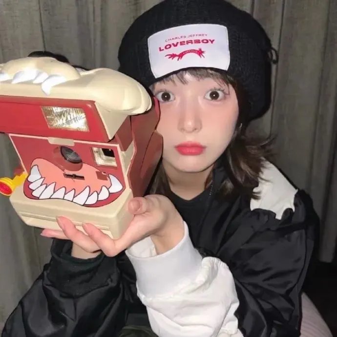 古堡惊眸